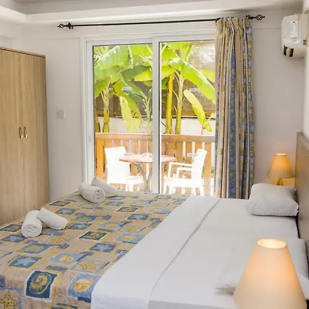 Alecos Hotel Apartments-3